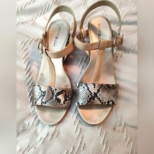 Bandolino Cream/Black Snakeskin Dressy Sandals, 8.5, Like New!!